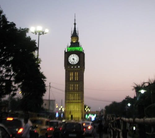 Lake Town Clock Tower Kolkata: Location, Connectivity, Nearby Places, How to Reach