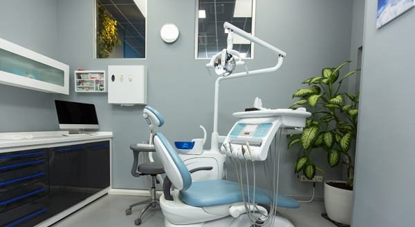 Dental Clinic Business Advantages and Disadvantages