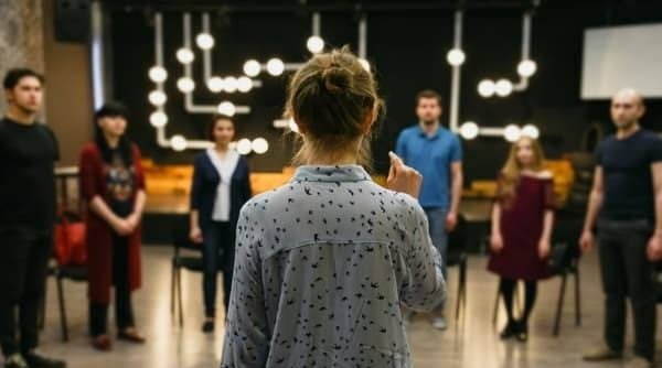 Acting School Business Advantages and Disadvantages